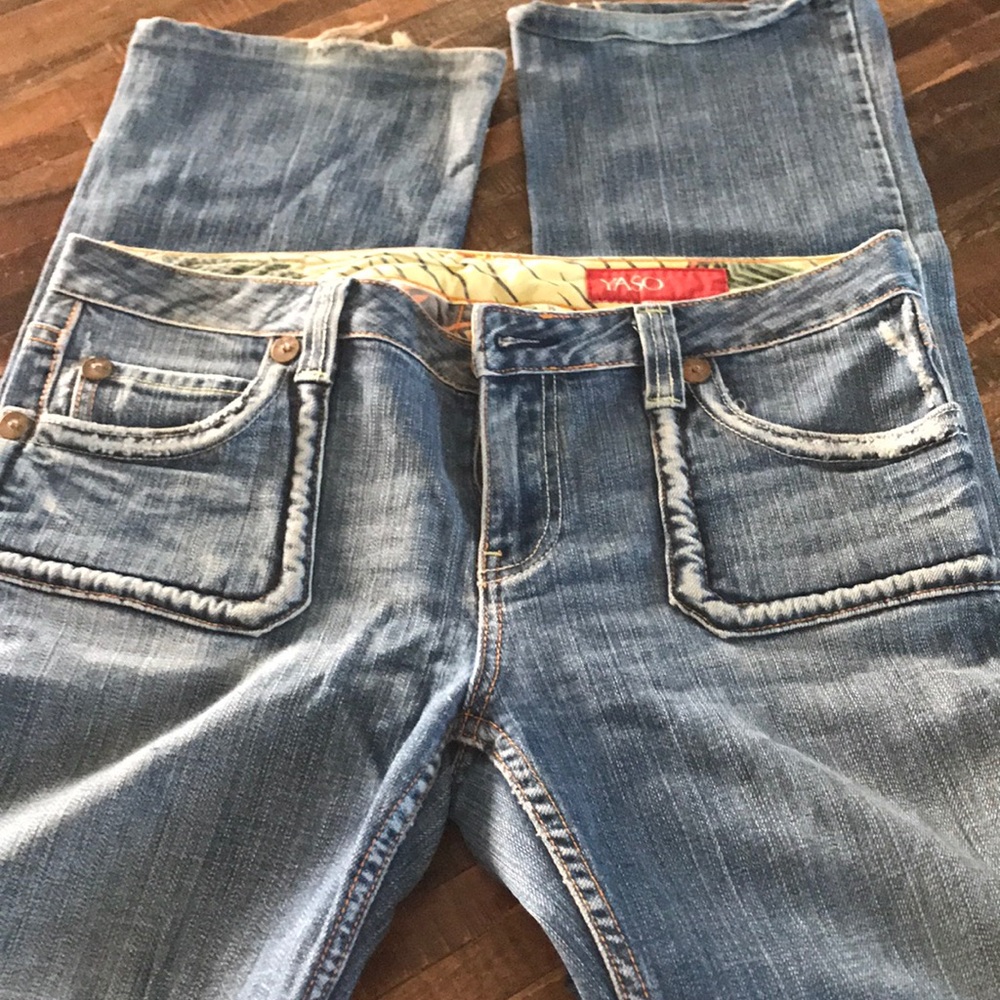 Yaso jeans